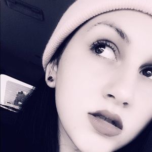 Meet your Posher, Raven